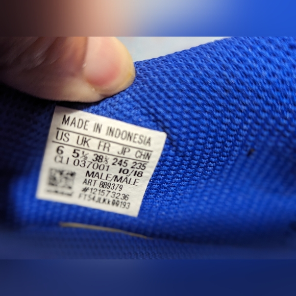 💙 ADIDAS 💙 BOYS SOCCER CLEATS - Picture 7 of 7